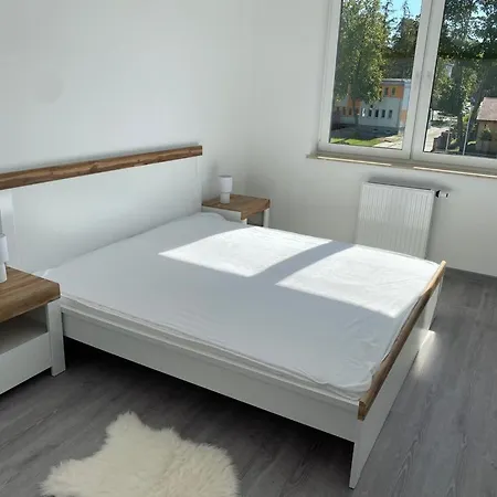 33 Nad Ilawka Apartment *